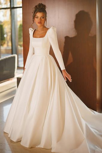 Свадебное платье а-силуэт с рукавами #5238